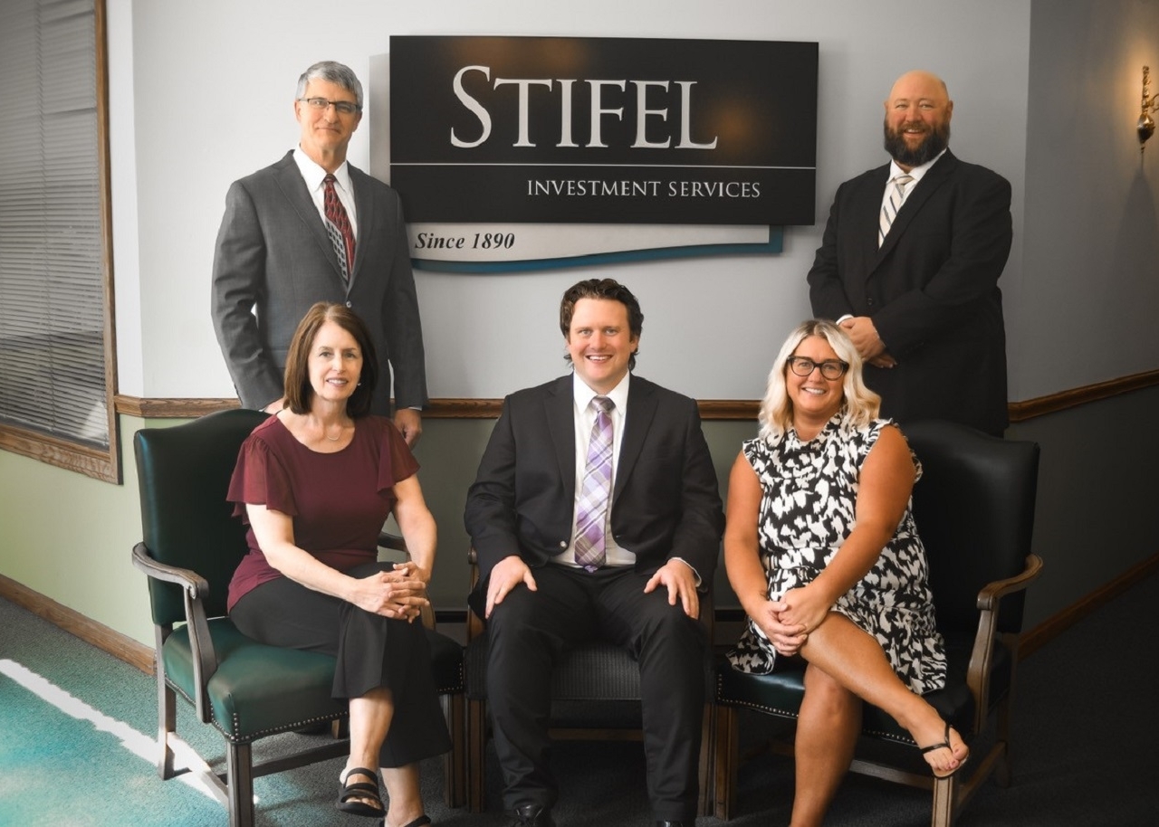 Williams Simms Wealth Management Group Team Image; From left to right: Front: Jennifer Karns, Mike Dulaney, Heidi Malys   Back: Jim Williams, Chris Simms